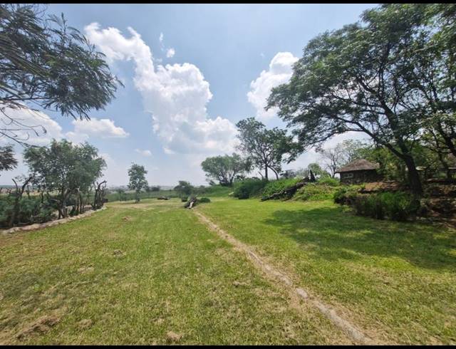 FARM FOR SALE IN MNANDI